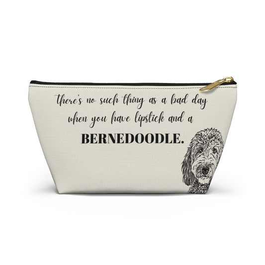 Bernedoodle Mom Mama Gift - Makeup, Cosmetic Bag, Travel  Bag, Toiletries, Accessory Pouch, Bernadoodle Gift, Bernadoodle Mom