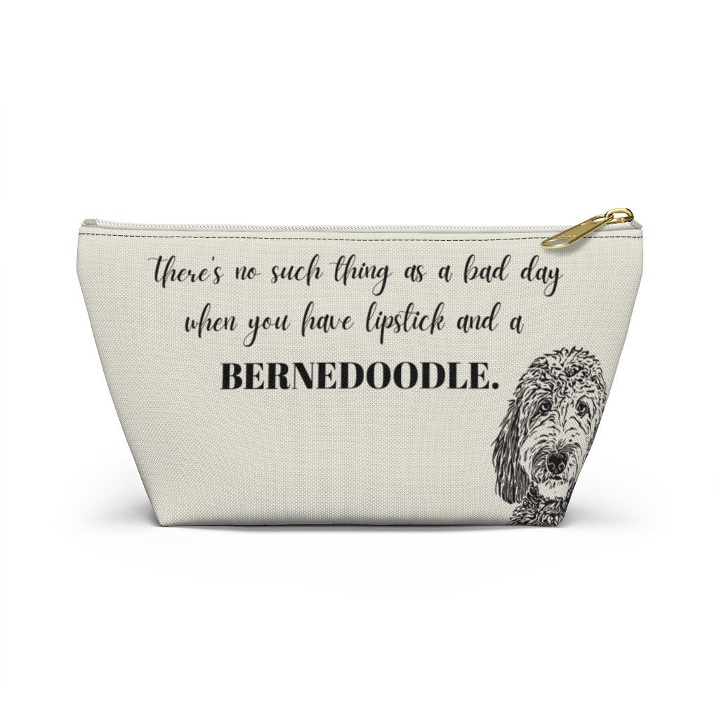 Bernedoodle Mom Mama Gift - Makeup, Cosmetic Bag, Travel  Bag, Toiletries, Accessory Pouch, Bernadoodle Gift, Bernadoodle Mom