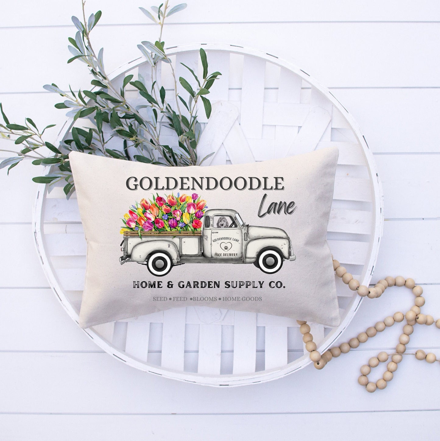 Goldendoodle Gift Pillow and Insert - GoldenDoodle Mom/Mama, Doodle Dog  Gifts, Goldendoodle Home Decor, Goldendoodle Mother's Day