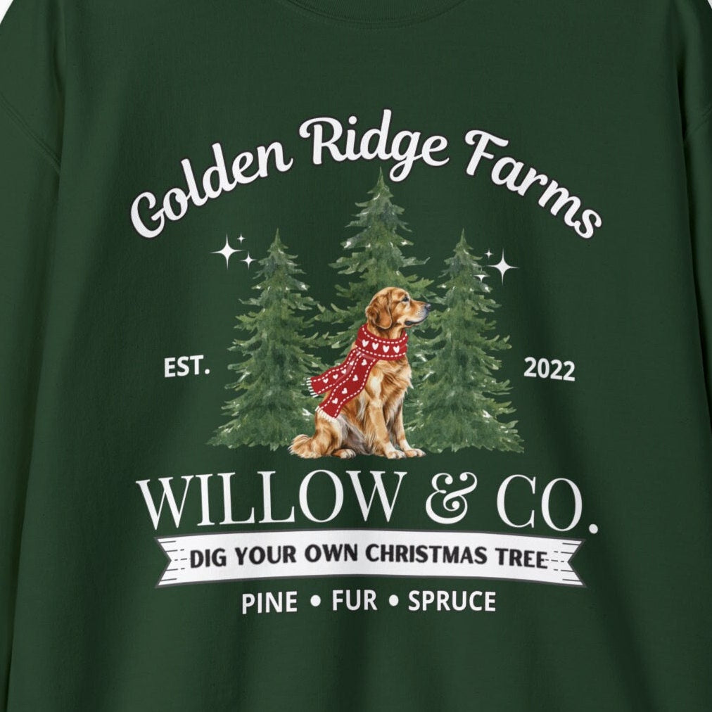 Personalized Golden Retriever Christmas Sweatshirt - Golden Retriever Dog Mom Gift Shirt, Custom Golden Lover Unisex Sweatshirt