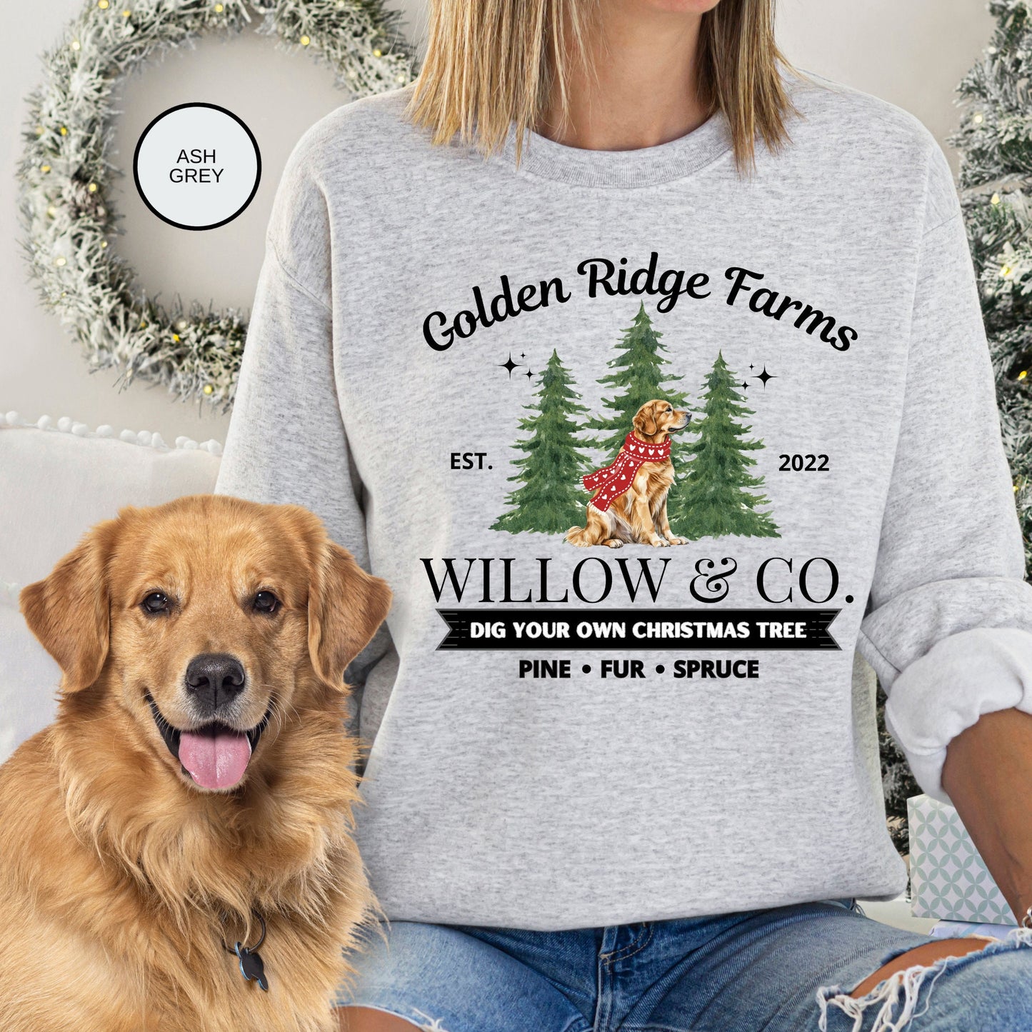 Personalized Golden Retriever Christmas Sweatshirt - Golden Retriever Dog Mom Gift Shirt, Custom Golden Lover Unisex Sweatshirt