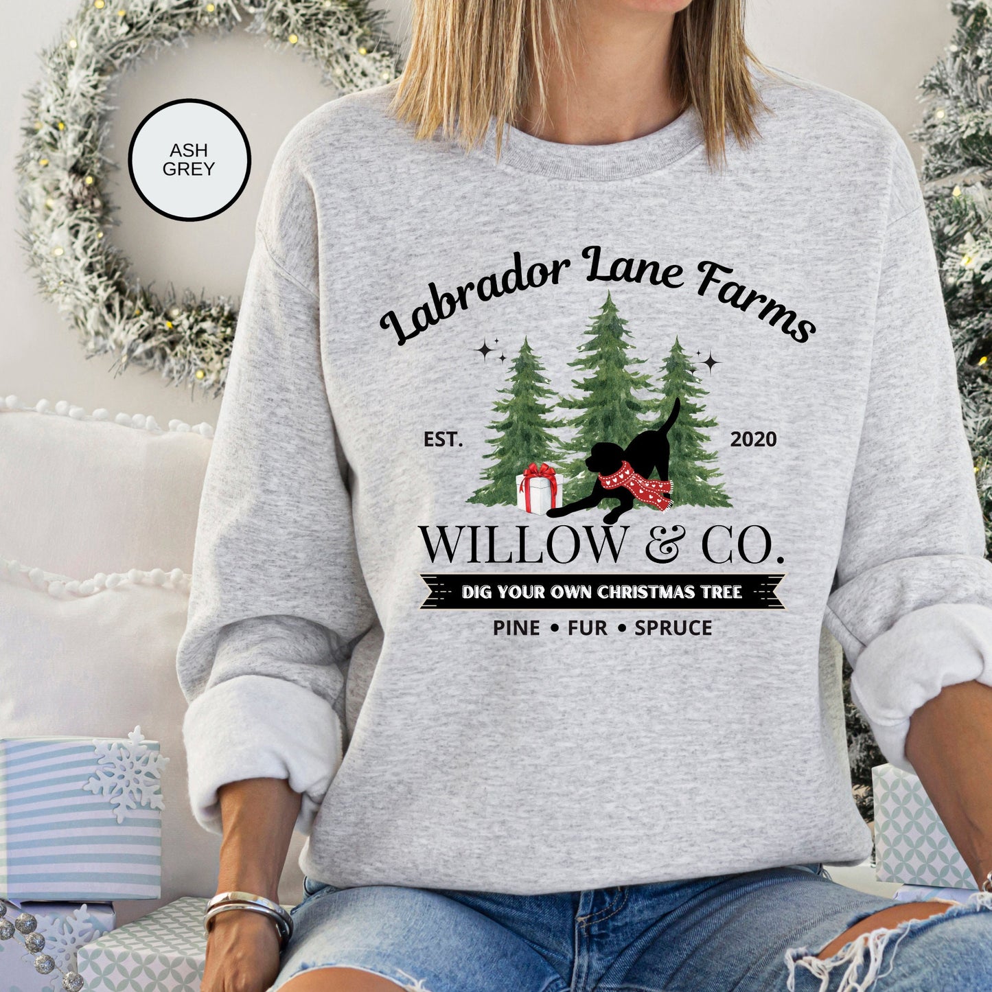 Personalized Labrador Retriever Christmas Sweatshirt - Labrador Retriever Dog Mom Dad Gift Shirt, Lab Dog Unisex Birthday, Christm